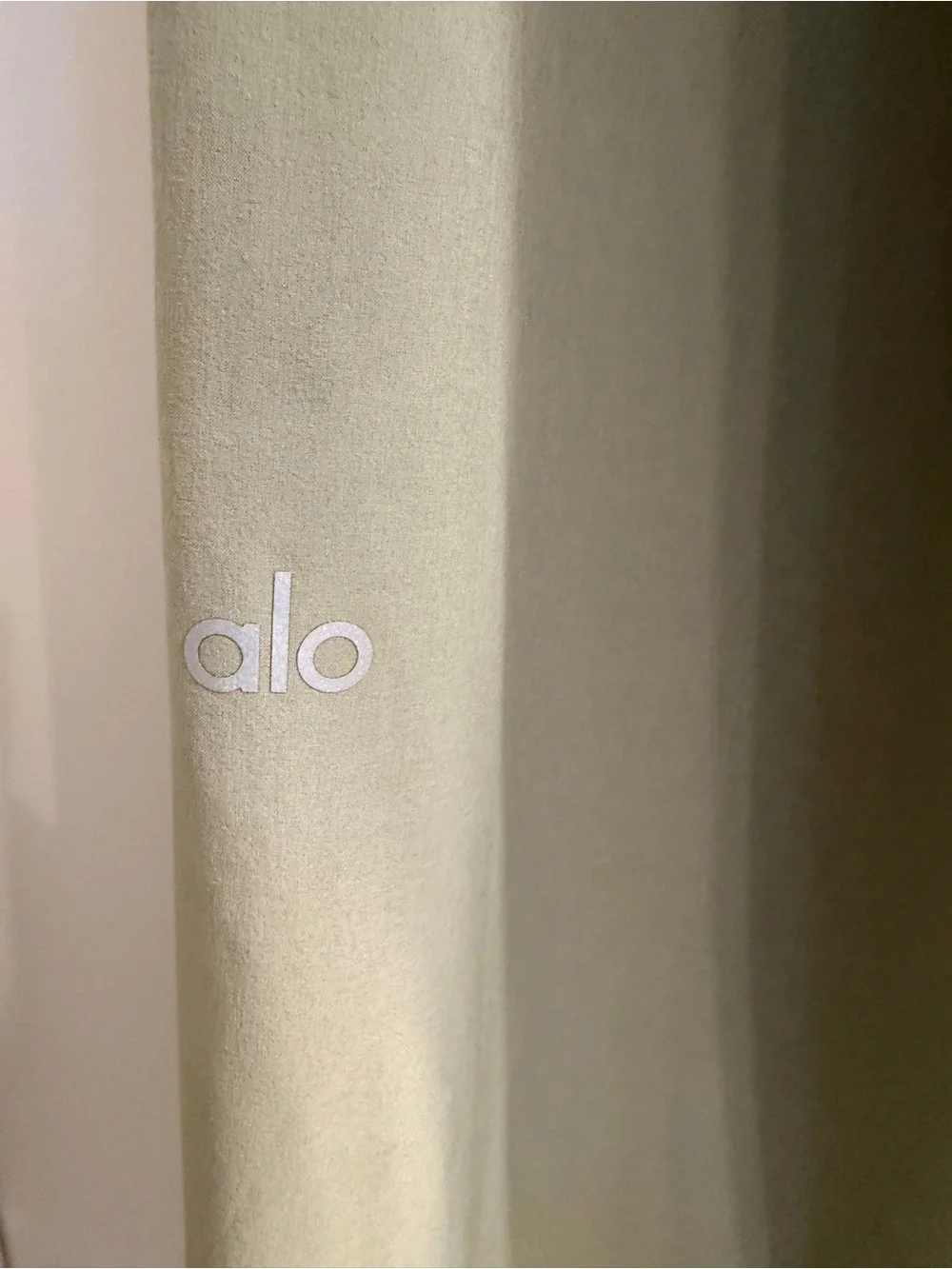 ALO Yoga Dune Grass Suit Up Trousers (Long)
